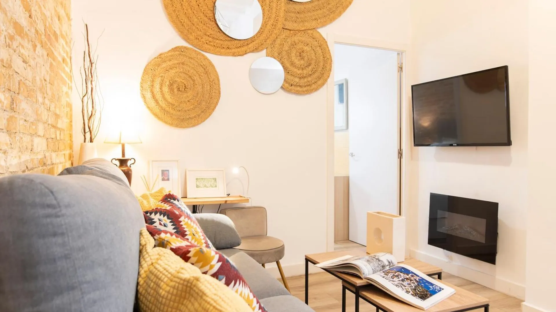 Luxury Apartment In Triana Close To The River Seville 0*,