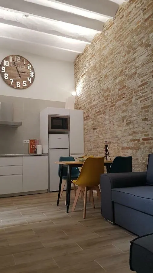 Luxury Apartment In Triana Close To The River Seville