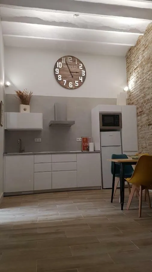 Luxury Apartment In Triana Close To The River Seville